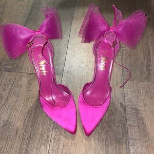 Pink SHEIN high heels with bow
